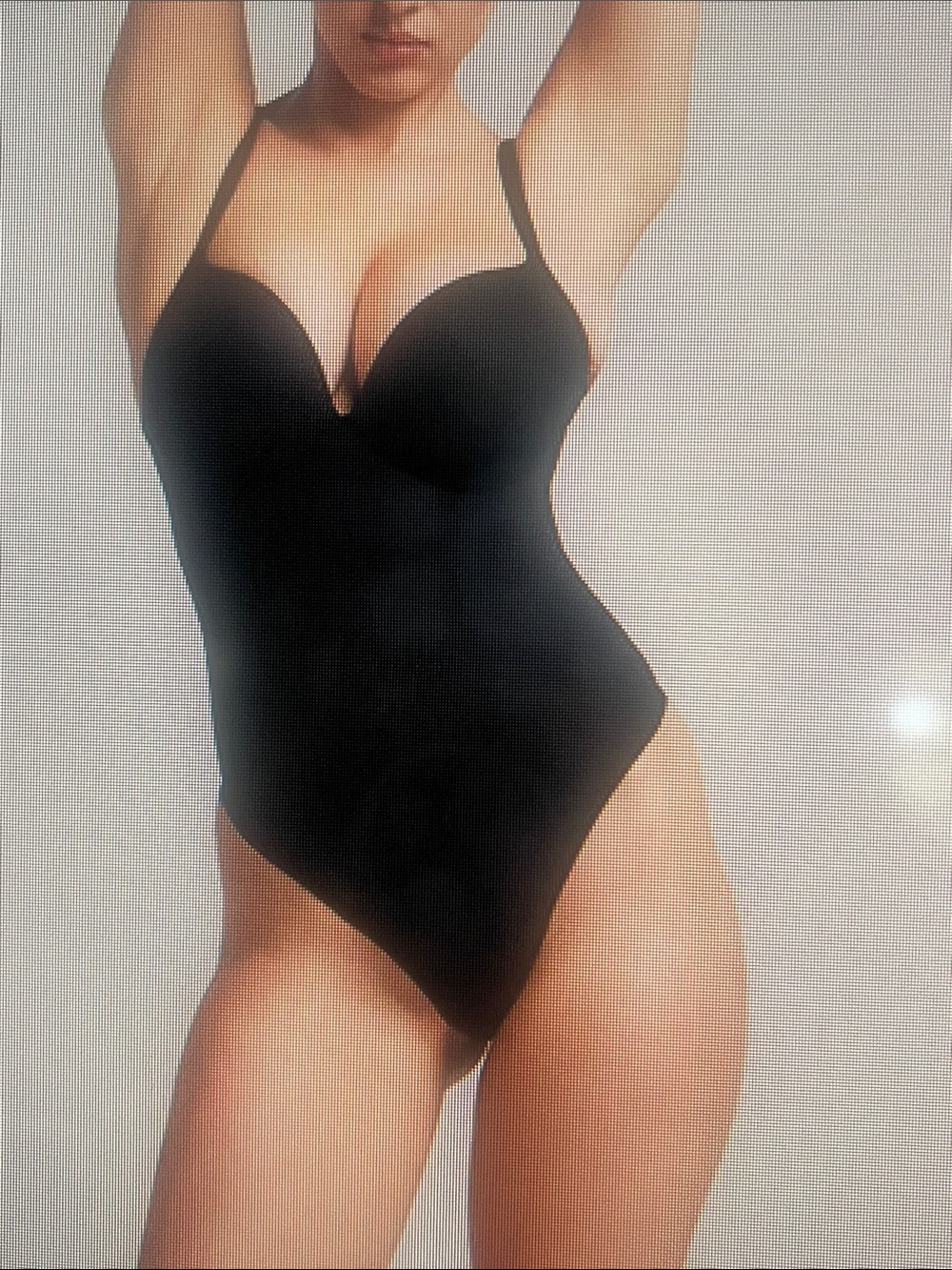 SKIMS ultimate body Onyx Thong Bodysuit - Black